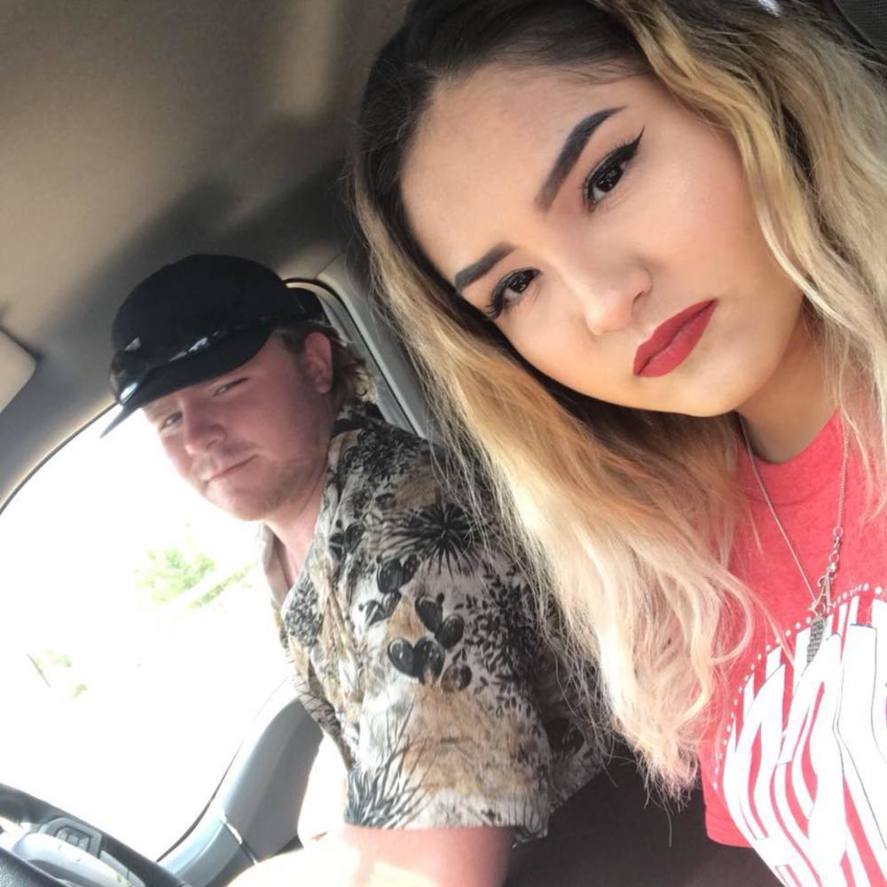 Meet your Posher, Yaily